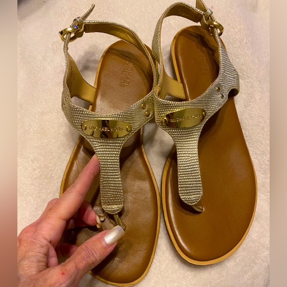 Michael Kors Gold Mallory Glitter Chain Mesh T_Strap Sandals - Picture 2 of 7